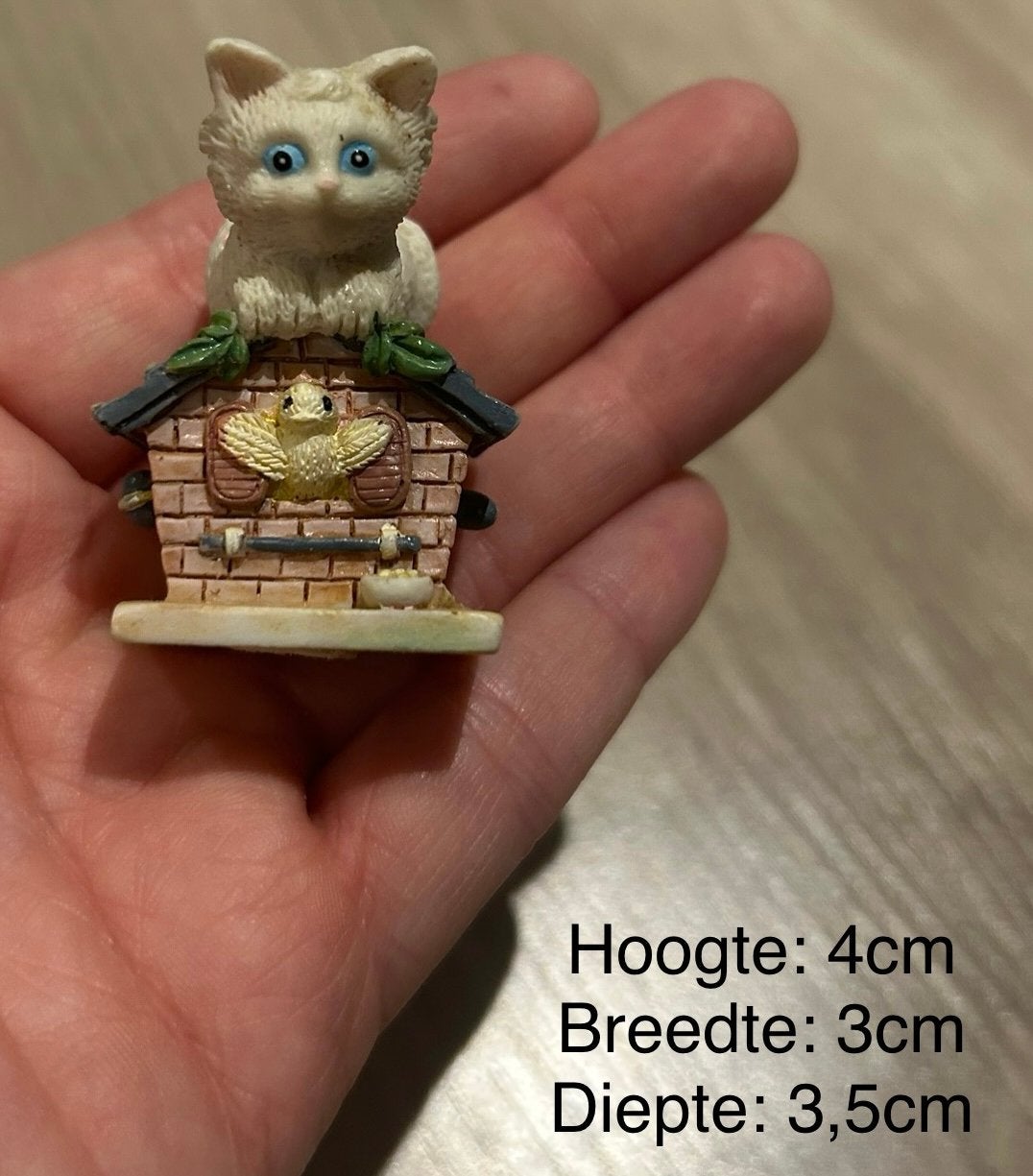 Beeldje kat op huisje, Enlèvement ou Envoi, Comme neuf, Animal