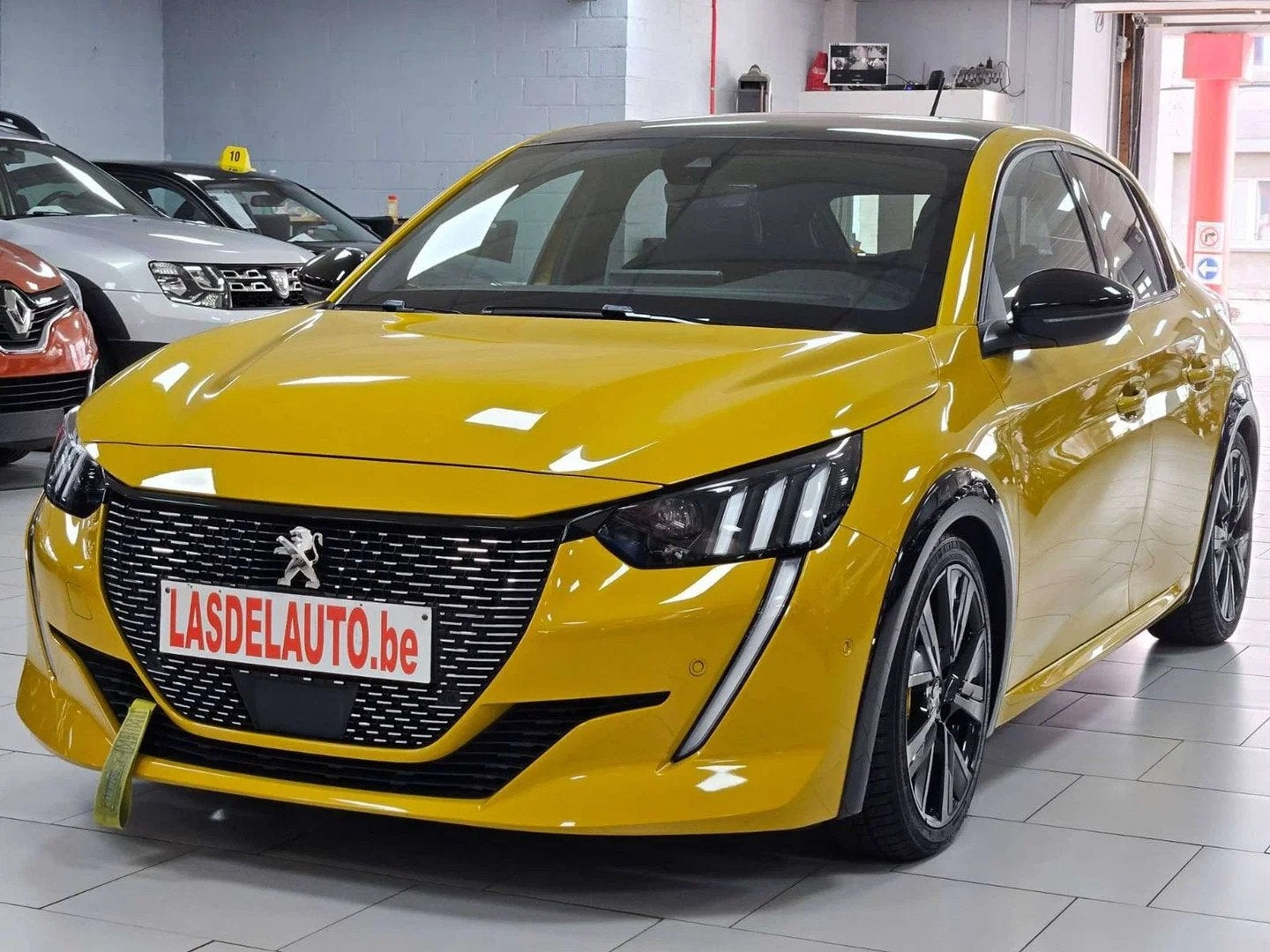 Peugeot 208 1.2i GT Pack Auto Sport Lane Assist Angle Mort L, Autos, Peugeot, Achat, Euro 6, Entreprise, Jaune