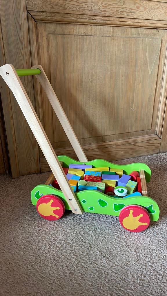 kleine houten kar met blokken, Ophalen, Gebruikt, Duw- of Trekspeelgoed