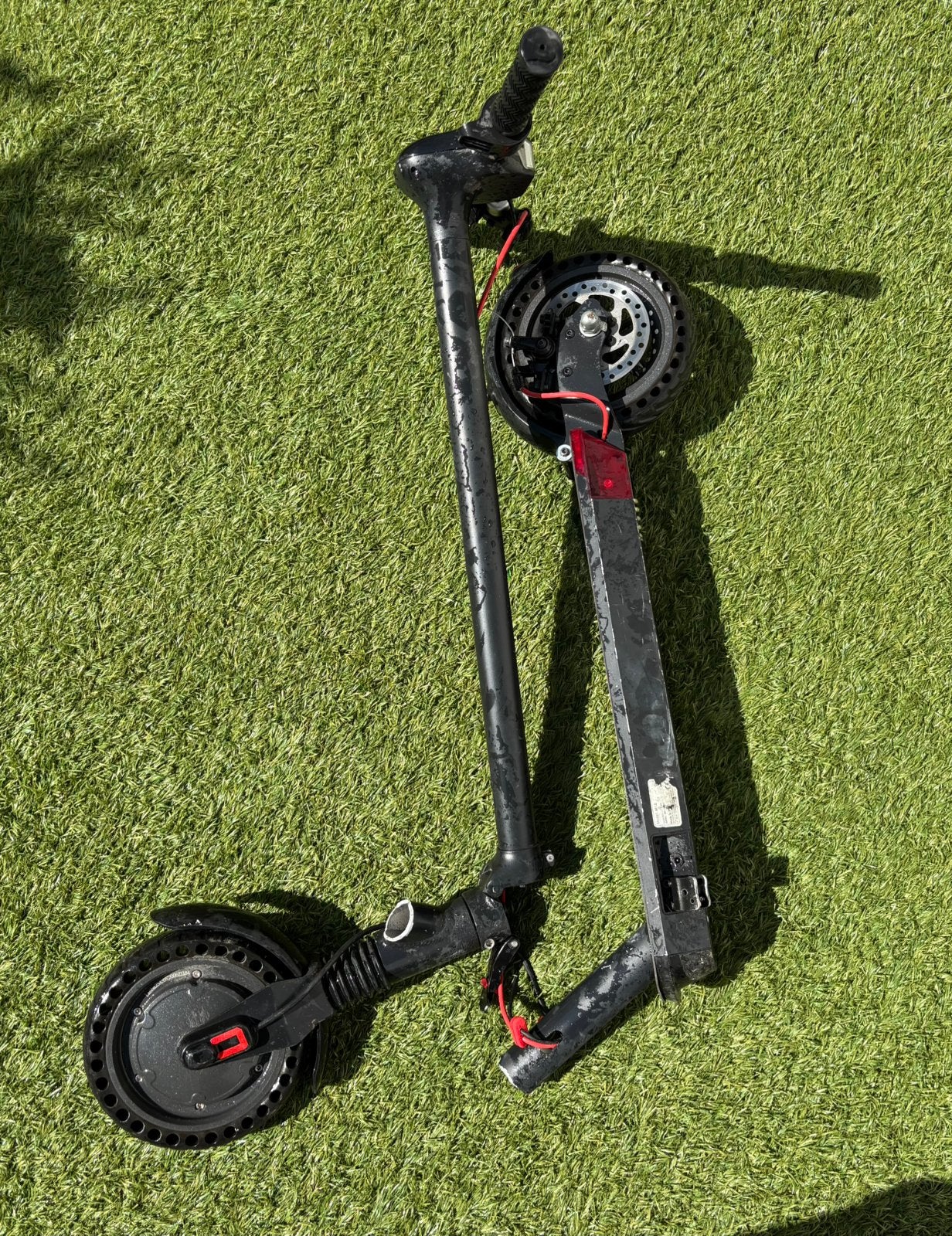 Trottinette électrique pour réparation/pièces, Vélos & Vélomoteurs, Enlèvement, Comme neuf