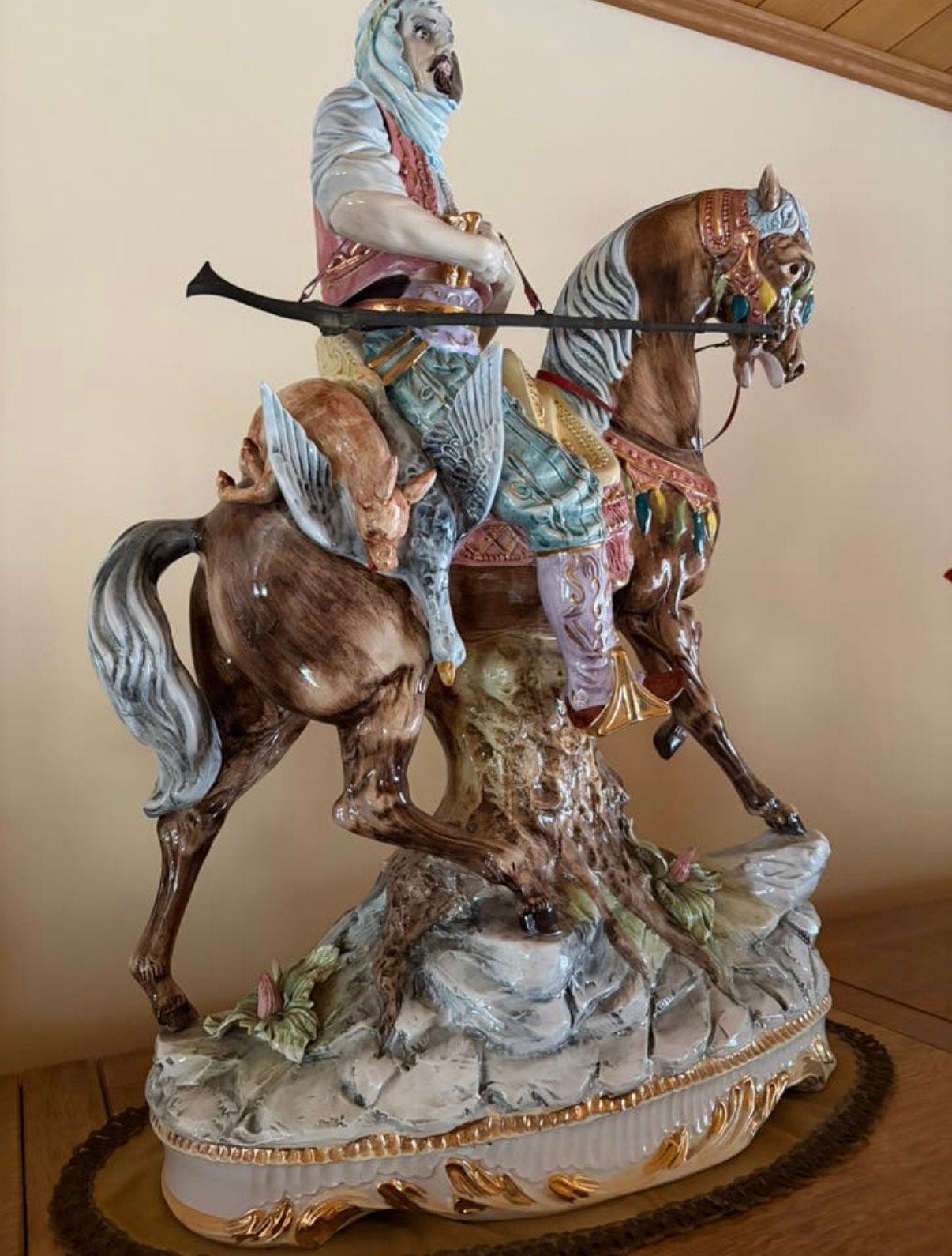 Cavalier arabe de style Capodimonte/Bassano à cheval 70 cm, Antiquités & Art, Antiquités | Porcelaine, Enlèvement