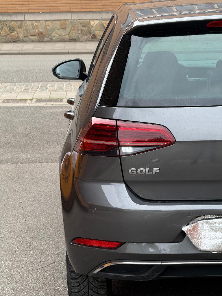 Volkswagen Golf 7.5 Facelifts — R-Design, Auto's, Volkswagen, Voorwielaandrijving, 4 cilinders, 1600 cc, 5 deurs