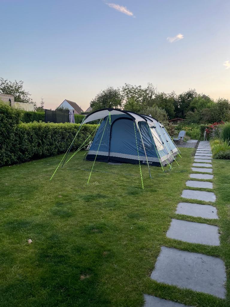 mooie tent voor 4 personen, Ophalen, Zo goed als nieuw, Tot en met 2