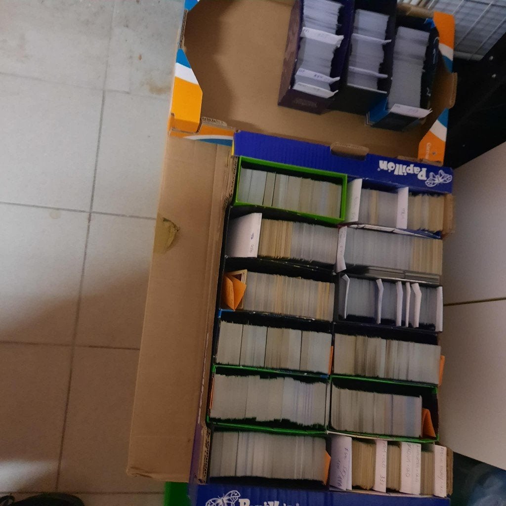 Groot lot pokemon  Bulkkaarten - 32k, Ophalen, Zo goed als nieuw, Meerdere kaarten
