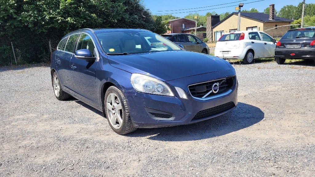 vovlo V60 2.0d AUTOMAAT AIRCO LEDER TREKHAAK GPS OHBOEK 2011, Autos, Volvo, Cuir, Euro 5, Beige, Entreprise