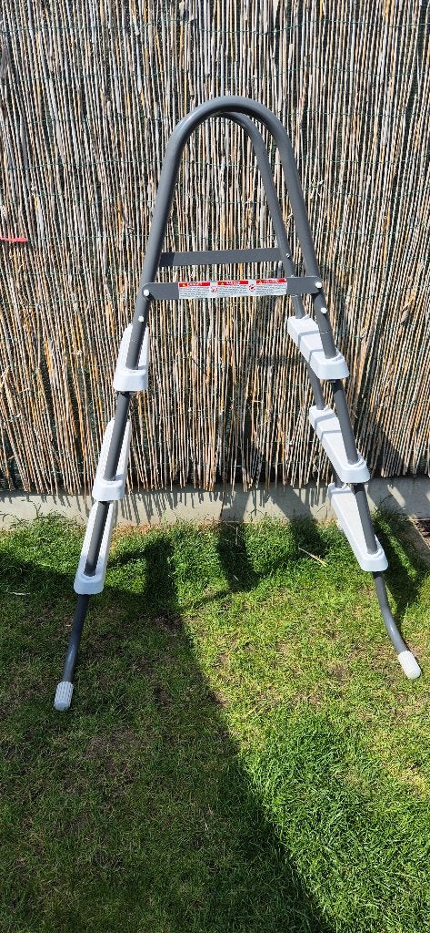 Intex Pool Ladder, Tuin en Terras, Ophalen, Zo goed als nieuw, Ladder