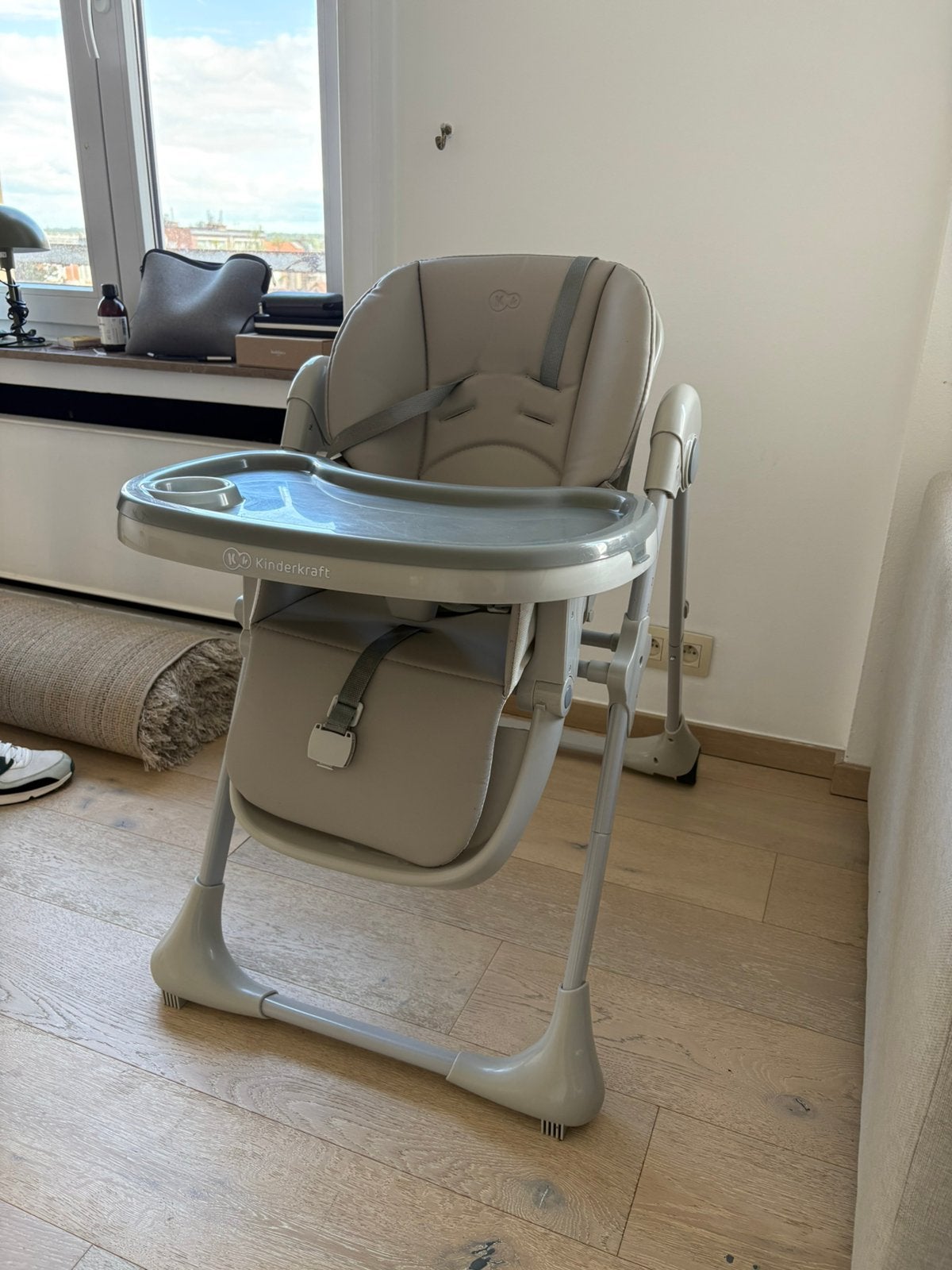 Chaise haute bébé Kinderkraft grise, Enfants & Bébés, Chaises pour enfants, Comme neuf, Enlèvement