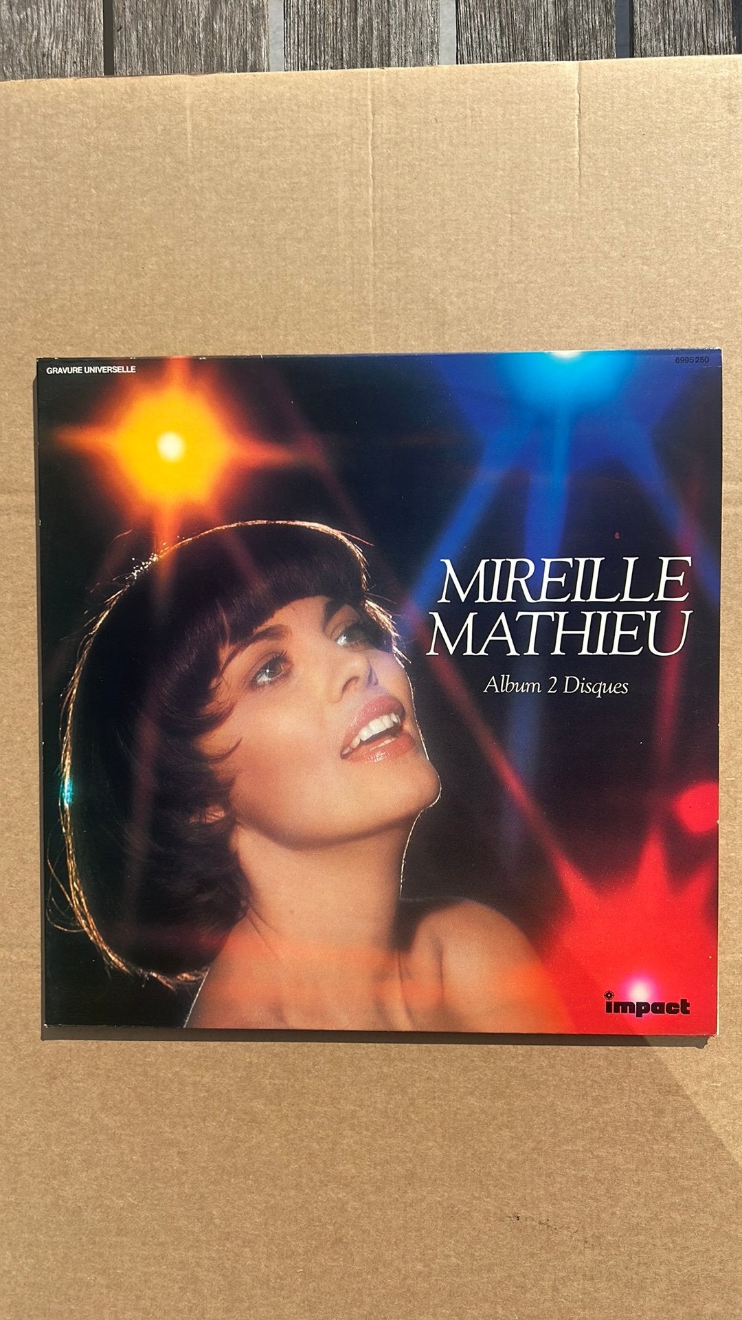 Mireille Mathieu Album 2 Disques LP et Bonjour Mireille., Cd's en Dvd's, Vinyl | Pop, Ophalen of Verzenden, Zo goed als nieuw