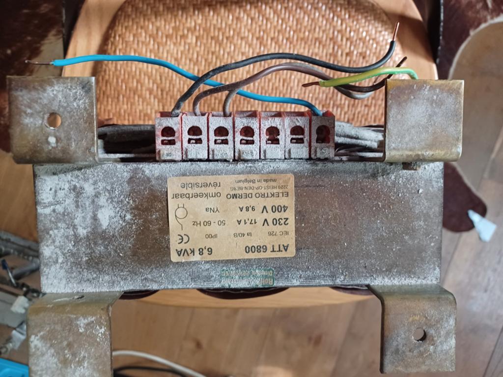 Trafo 6.8 kva omkeerbaar, Ophalen