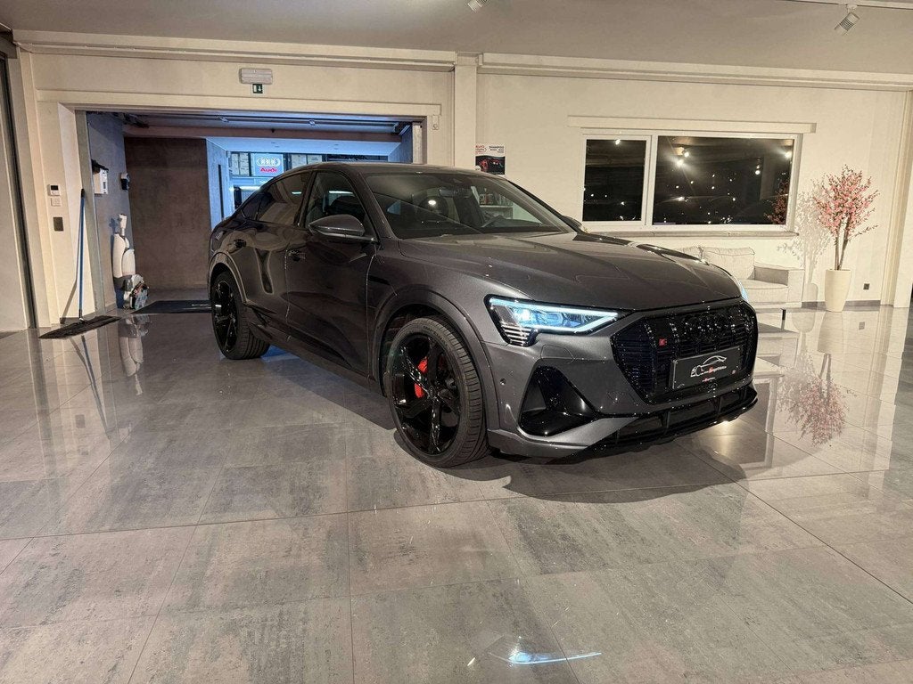 Audi Q8 e-tron Q8 Sportback e-Tron 95 kWh 55 QUATTRO * 3x S-, Autos, Argent ou Gris, Achat, 408 ch, 5 portes