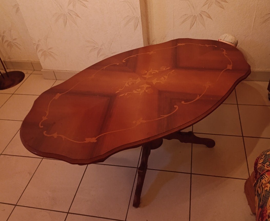 Table basse en bois, Enlèvement
