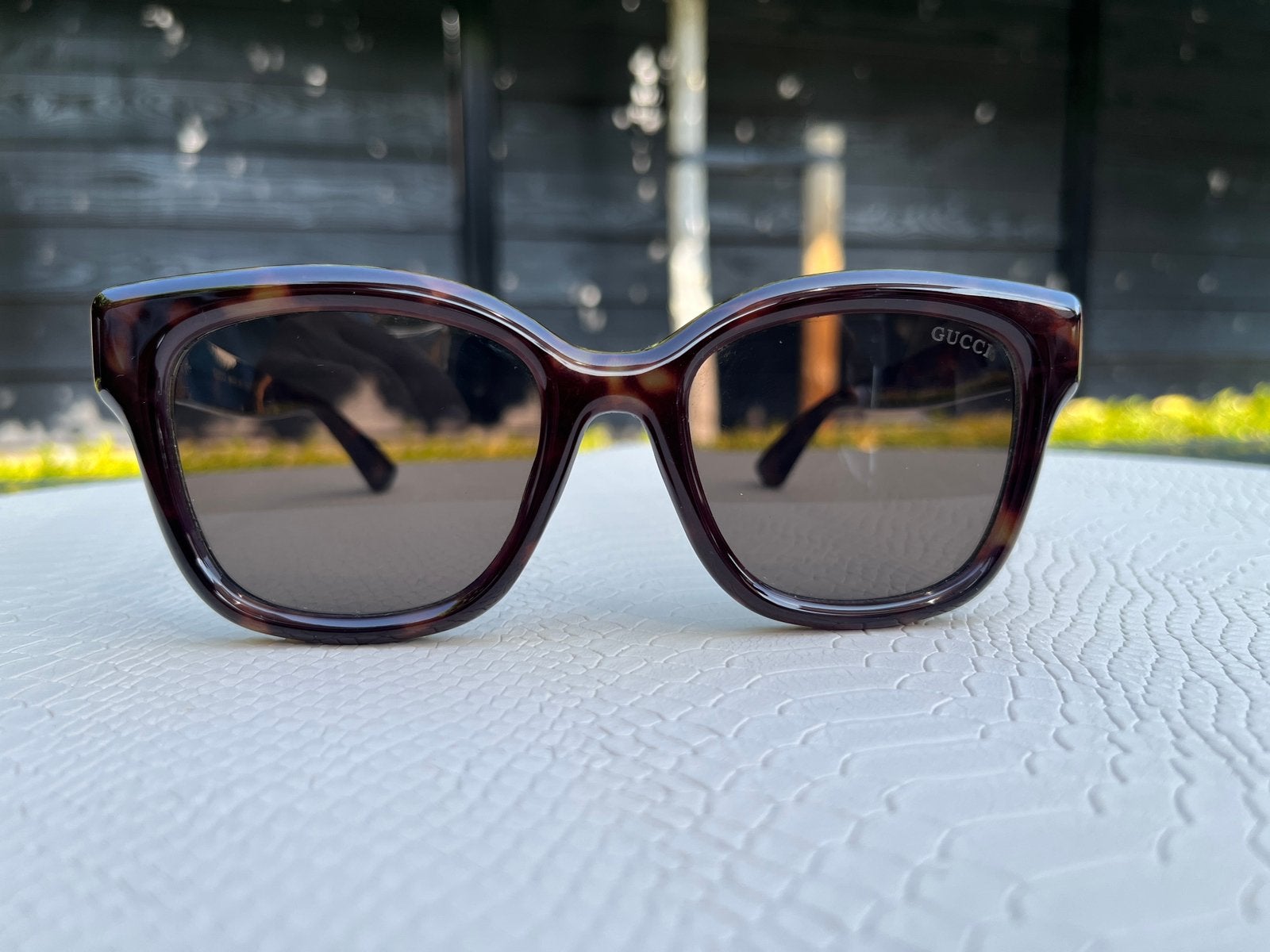 Nieuwe Gucci zonnebril, Handtassen en Accessoires, Zonnebrillen en Brillen | Dames, Zonnebril, Bruin, Nieuw, Ophalen