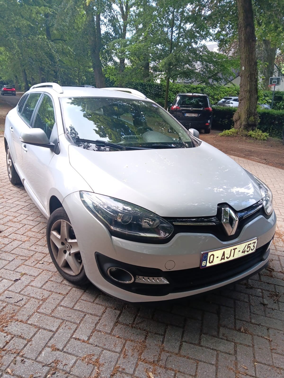 renault megane benzine gekeurd voor verkoop., Auto's, Renault, Particulier, Mégane, Boordcomputer, Cruise Control, Dakrails, Benzine