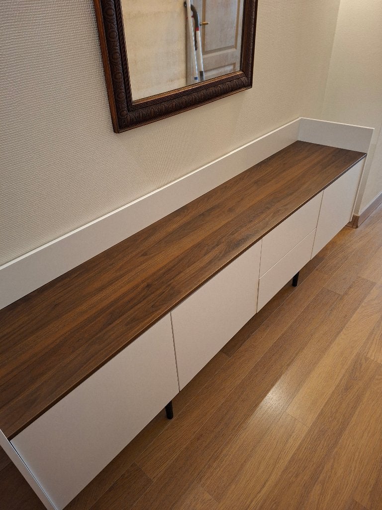 Dressoir, Ophalen, Met lade(s), Zo goed als nieuw, Modern