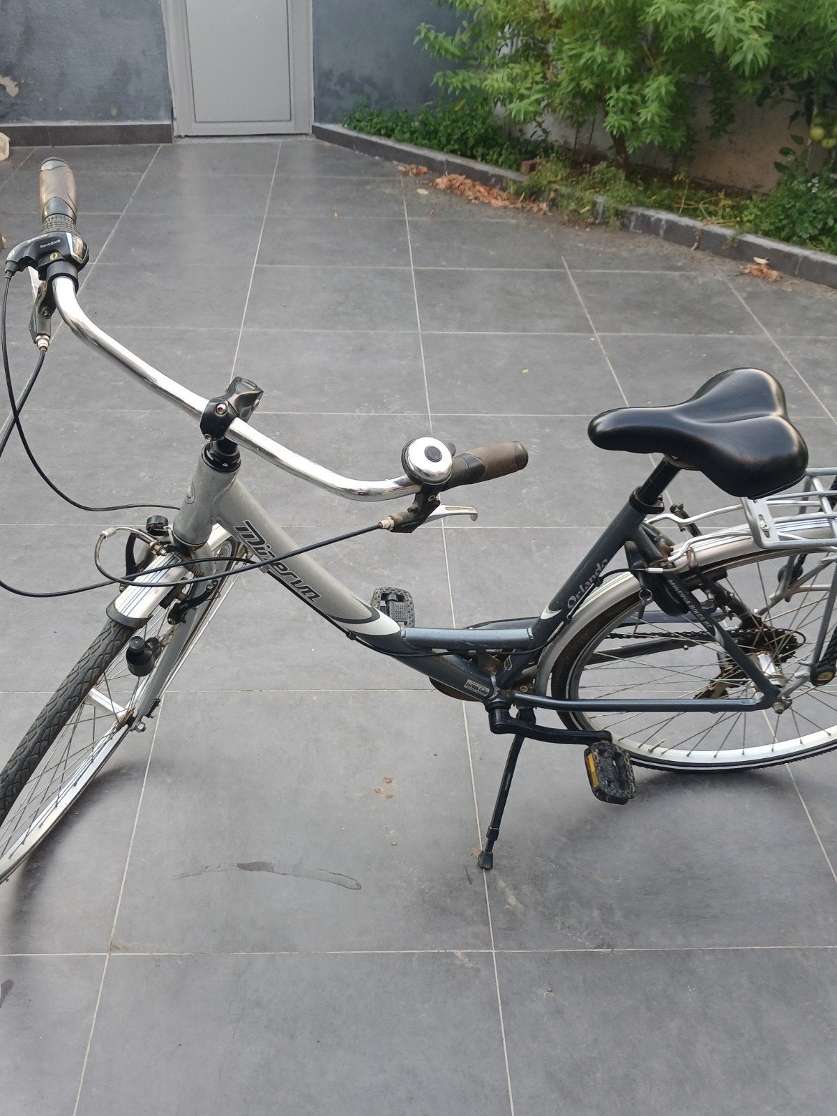 Minerva damesfiets, Ophalen