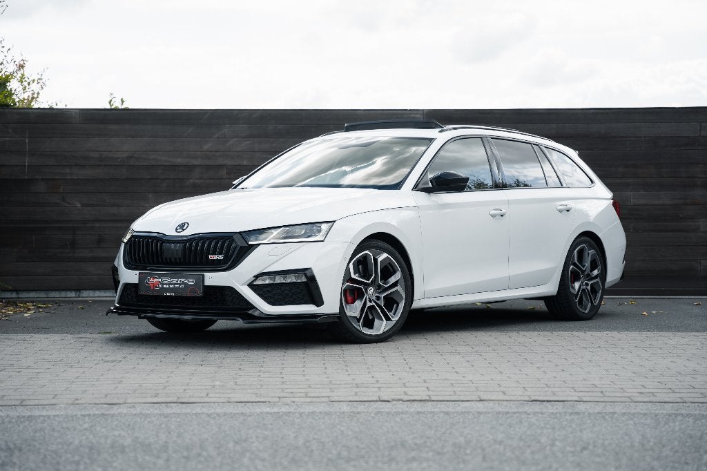Skoda Octavia Combi 2.0 TSI DSG RS Canton/Pano, Autos, Cuir et Alcantara, Achat, Euro 6, Entreprise