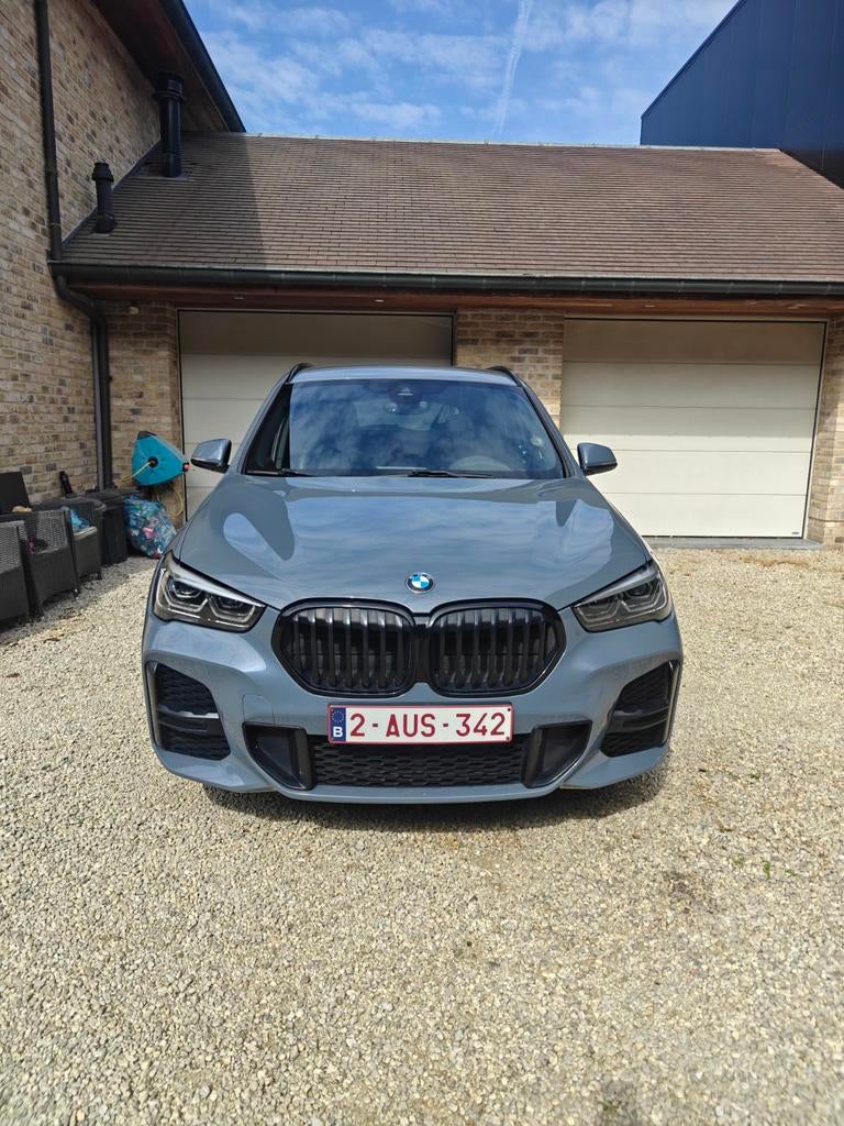 BMW X1 18i SHOWROOM STAAT!, Achat, Particulier, Sièges chauffants, Cuir