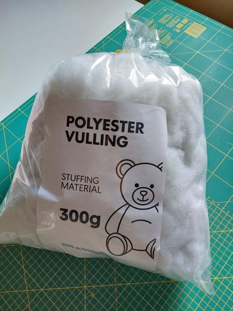 4195) Garnissage en polyester blanc 300 g, Hobby & Loisirs créatifs, Couture & Fournitures, Neuf, Autres types, Enlèvement ou Envoi