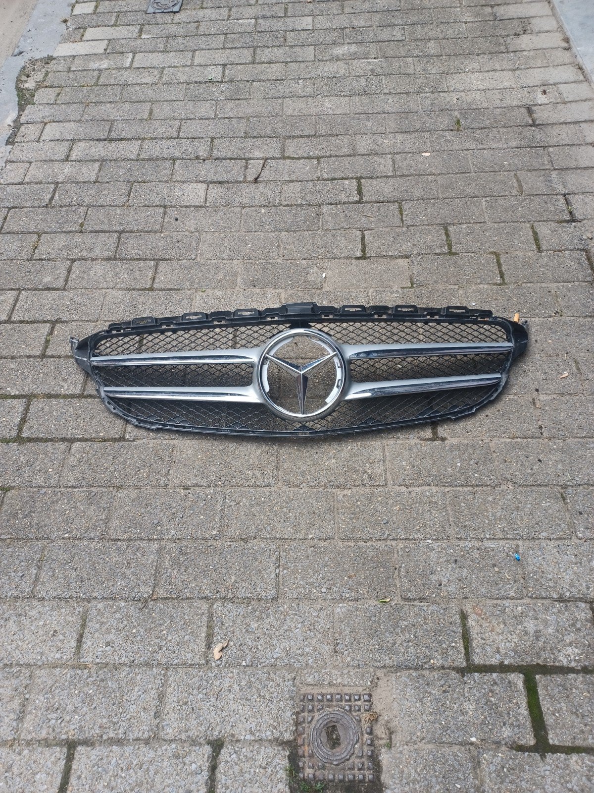 Calandre mercedes w250