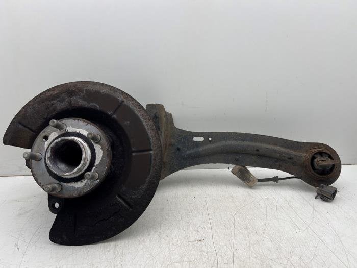 Fusee links-achter van een Volvo V40, Gebruikt, -, -, Ophalen of Verzenden