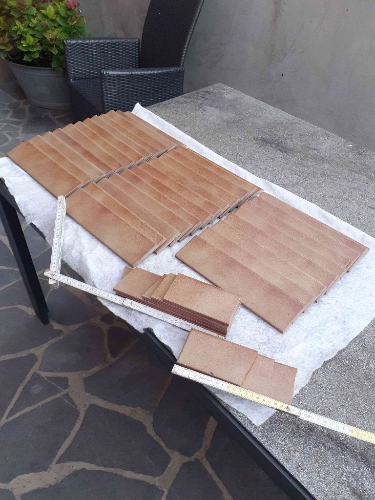 Carrelage brun et plinthes assorties des années 80 - 85, Neuf, 20 à 40 cm, Carrelage de sol, Céramique