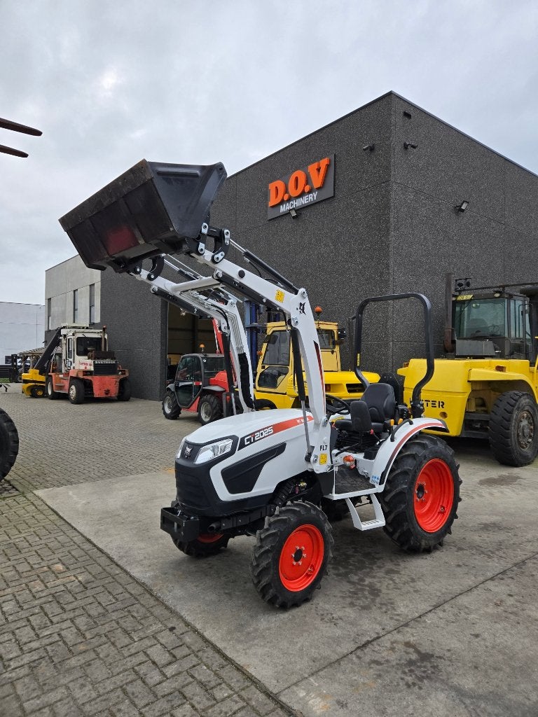 Bobcat CT 2025, Articles professionnels, Agriculture | Tracteurs, Enlèvement, Neuf, Jusqu'à 80 ch