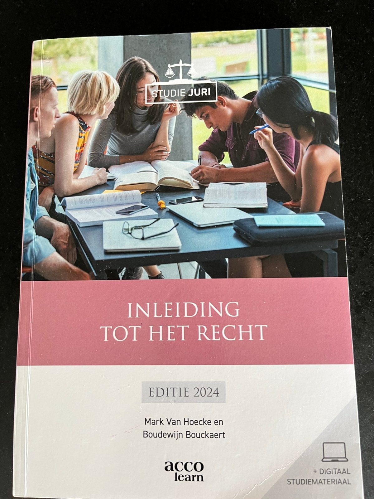 Inleiding tot het recht. Kdg, Enlèvement