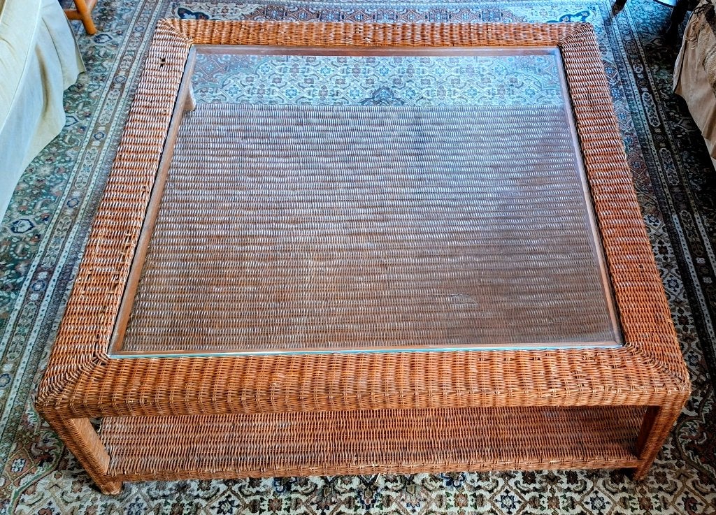 Table de salon en osier avec tablier en verre, Huis en Inrichting, Ophalen, Gebruikt, Vierkant, 5 – 50
