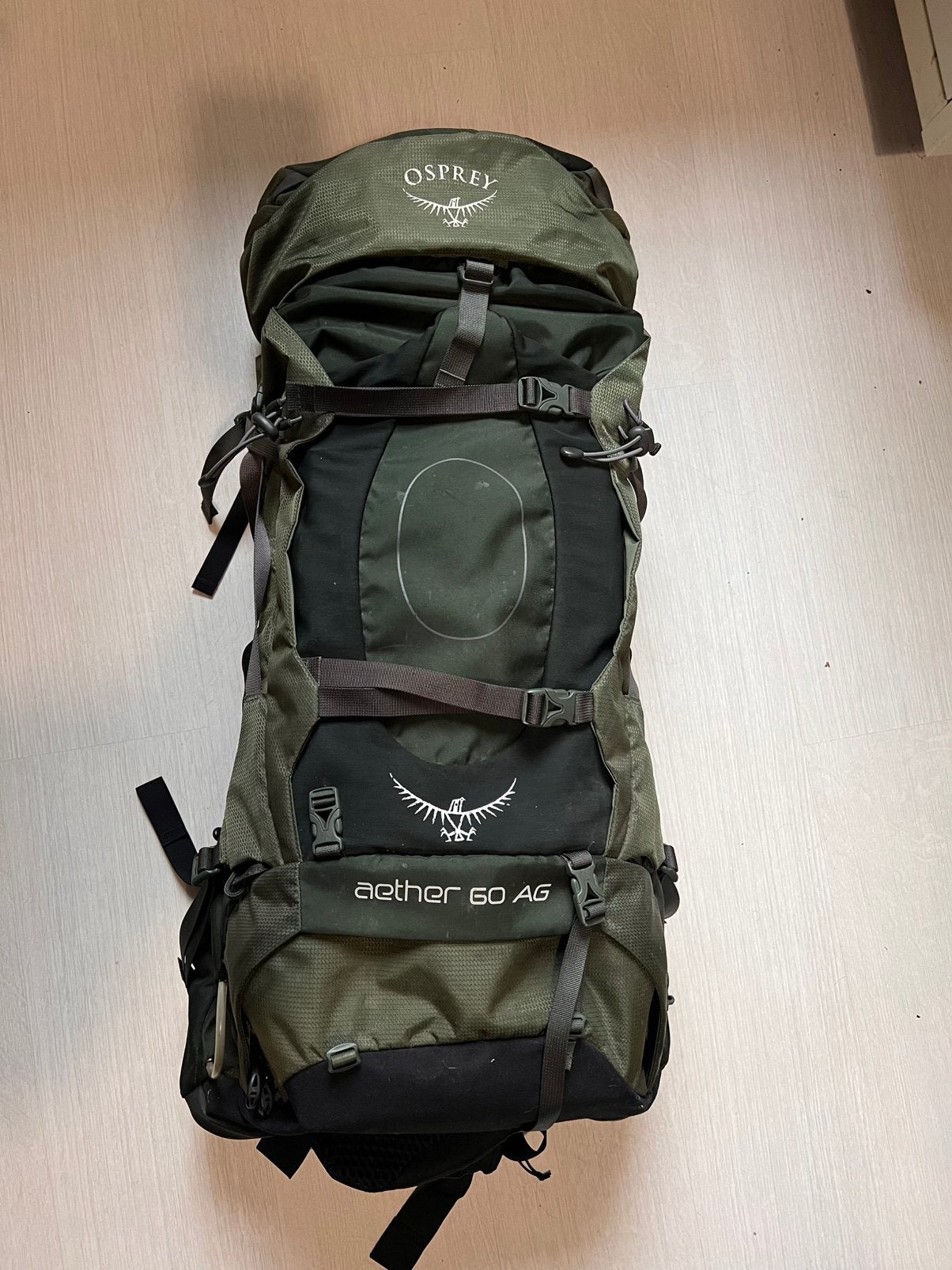 Osprey Aether 60 AG, Enlèvement ou Envoi, Comme neuf, Sac à dos
