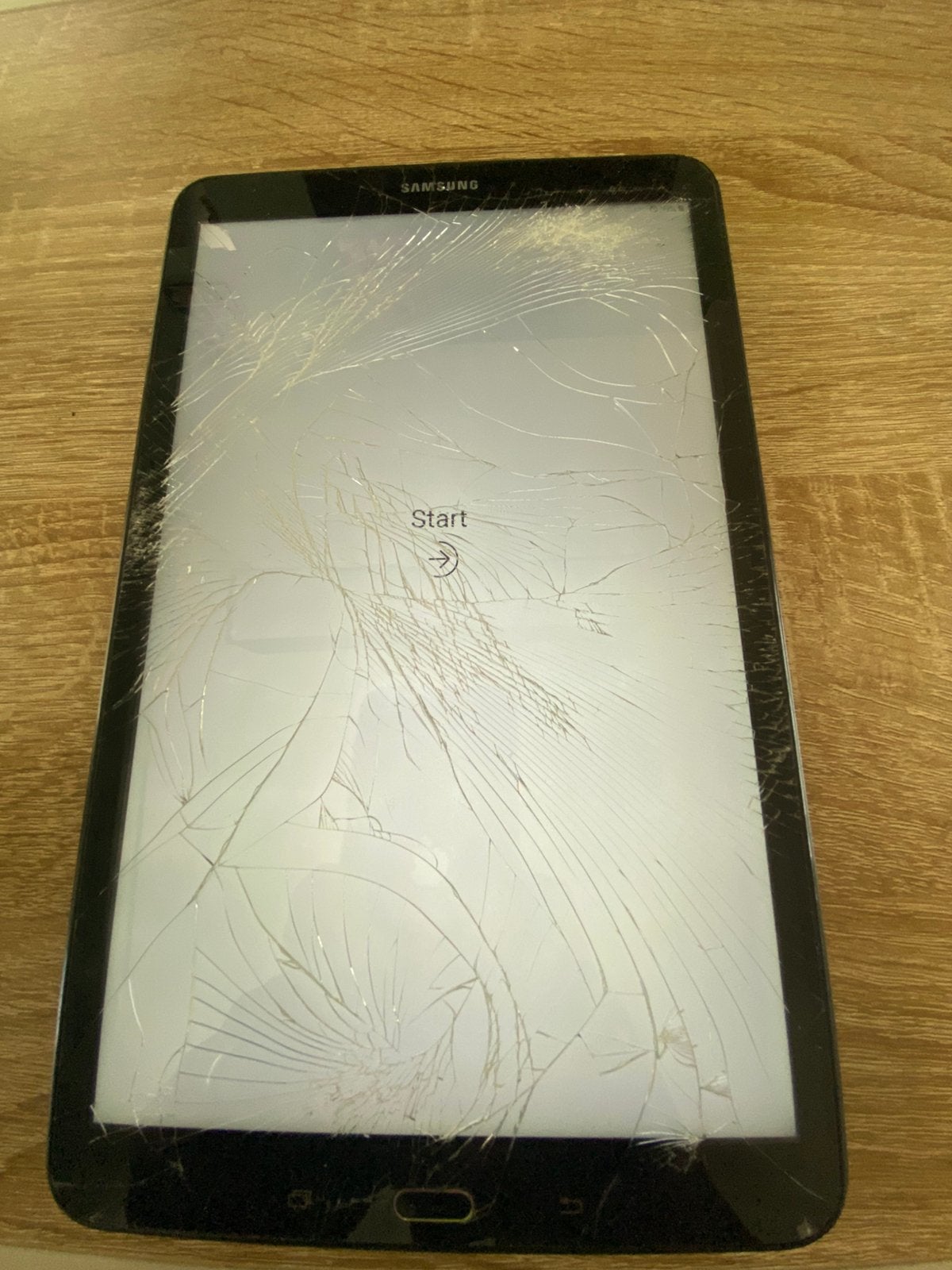 Tablette Samsung fissuré, Enlèvement ou Envoi, Comme neuf