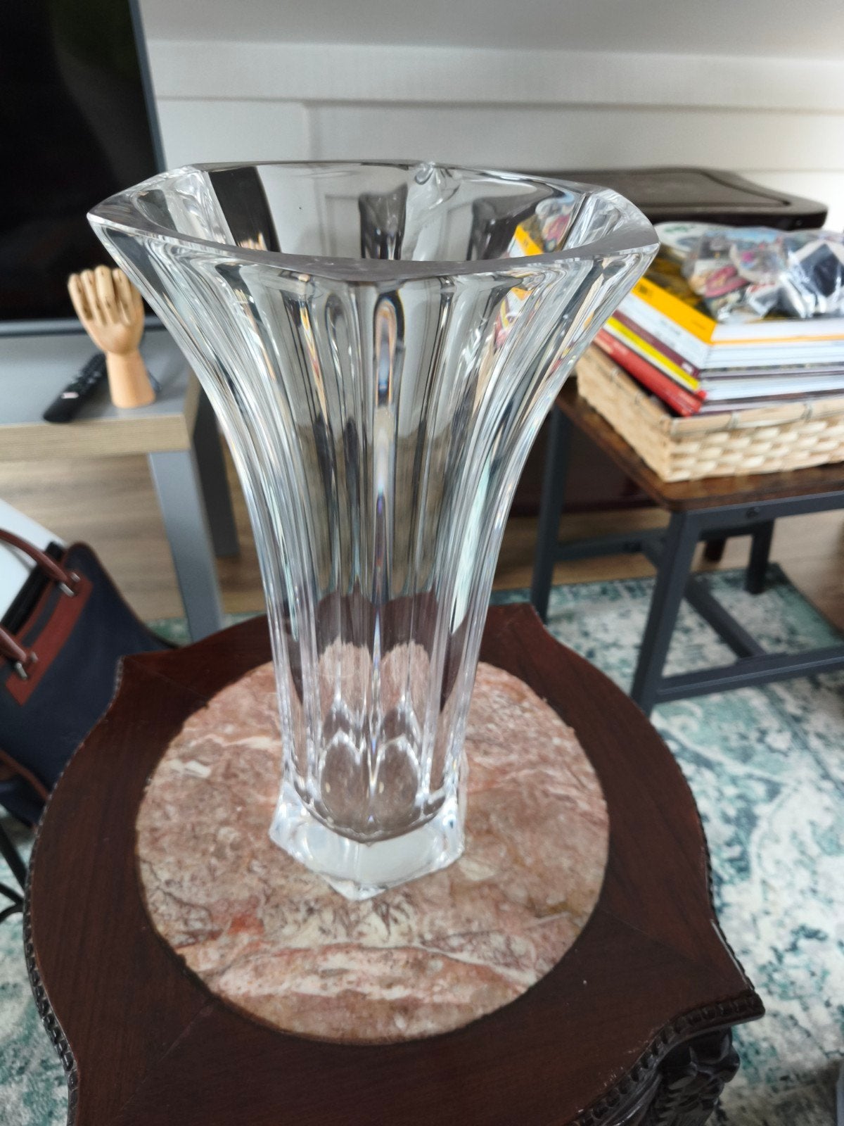 A vendre vase en cristal de Sèvres, Enlèvement