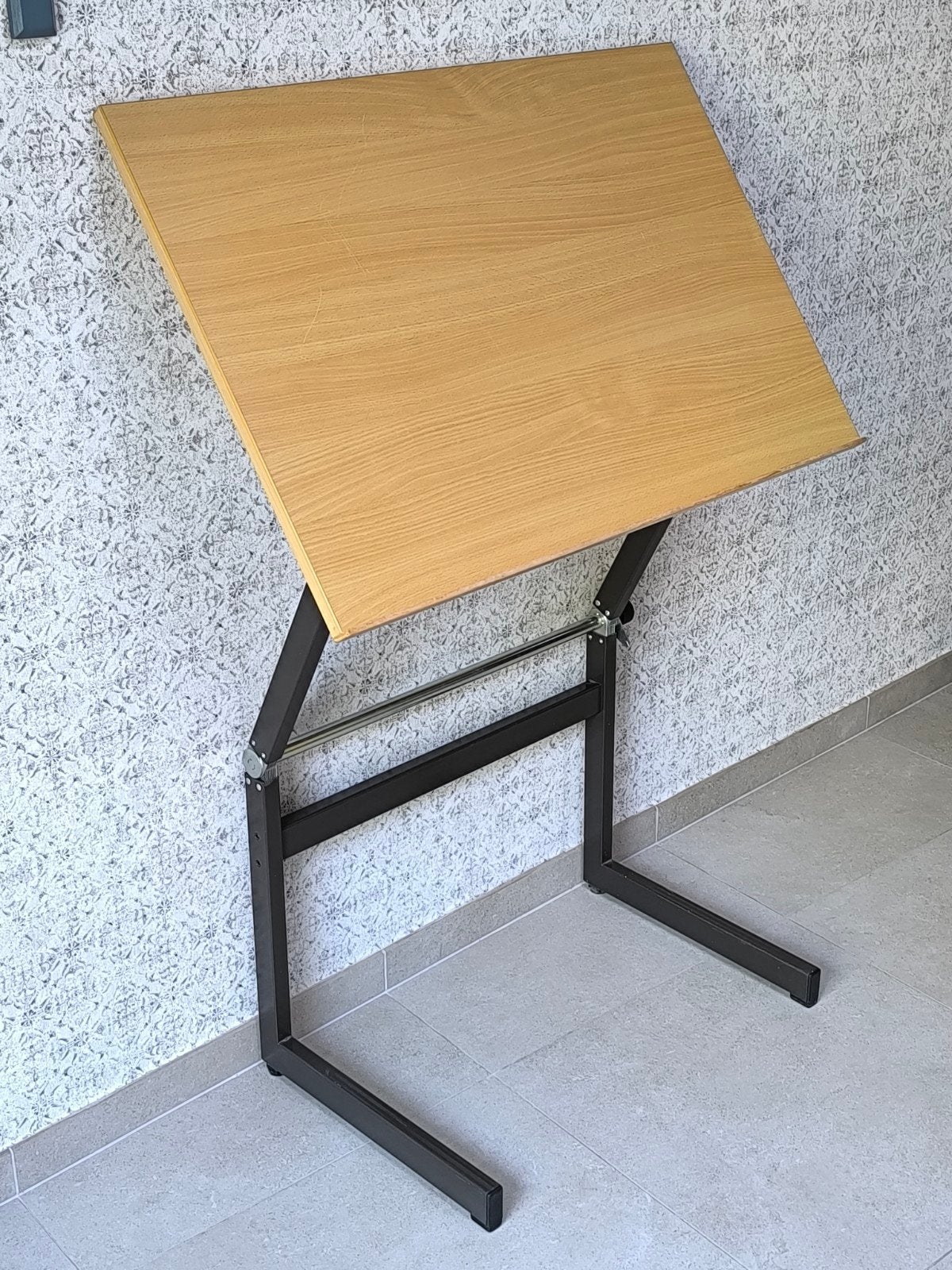Bureau/ Planche à dessin pour enfants (inclinable), 90 cm, Bureau assis-debout, Enlèvement, Utilisé