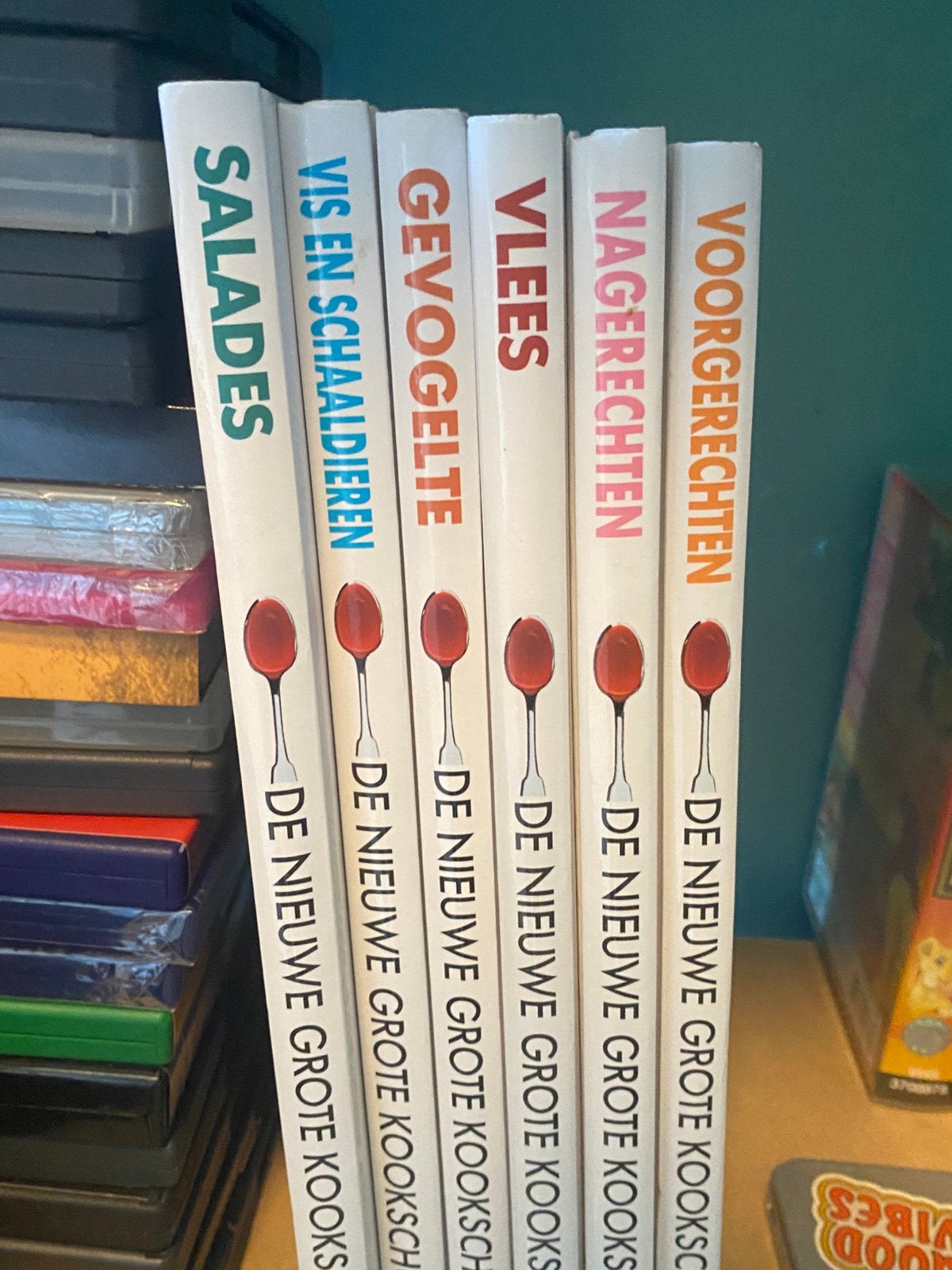 6 kookboeken de nieuwe grote kokschool, Livres, Partis & Groupements, Enlèvement, Comme neuf