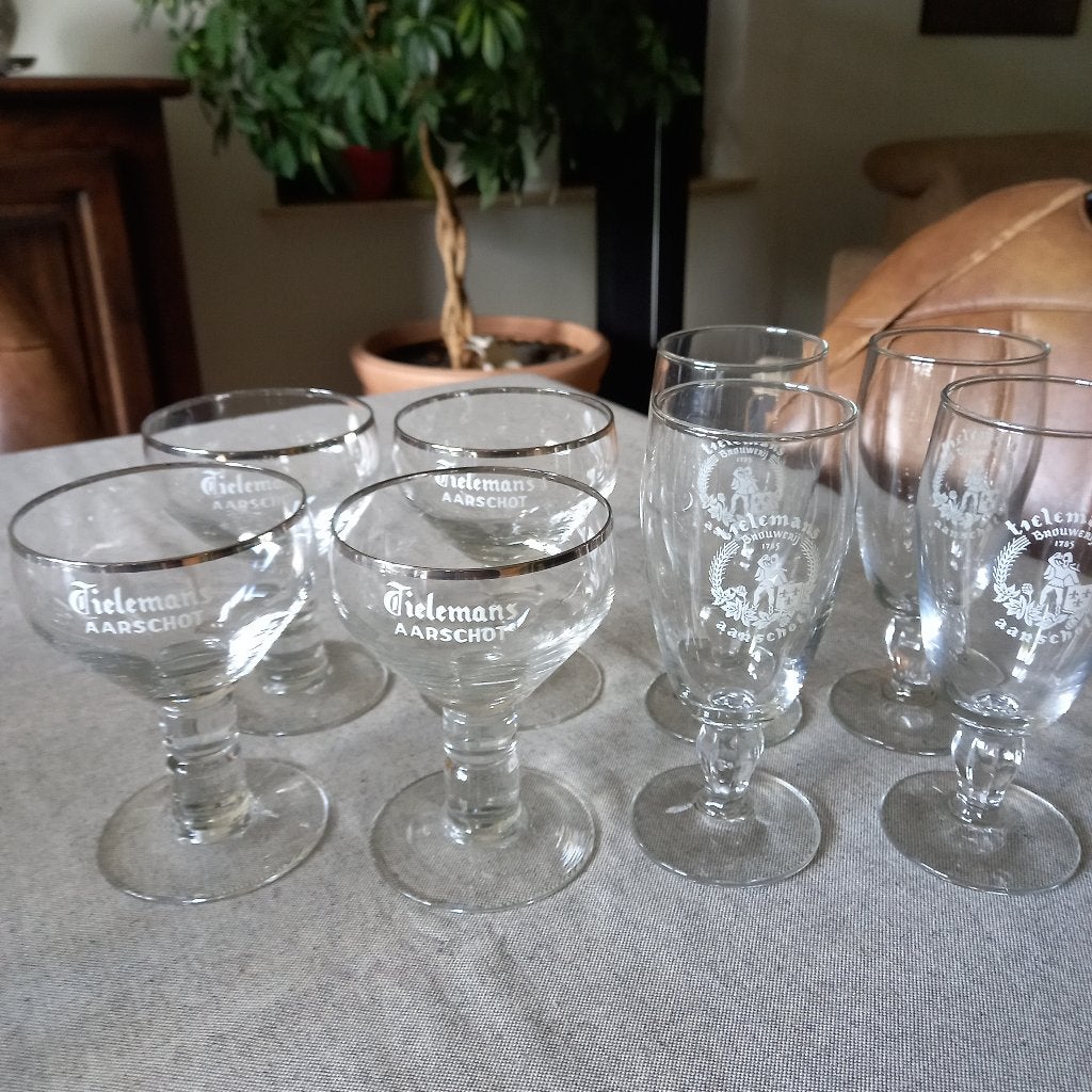 Tielemans Aarschot vintage bierglazen 2x4 stuks, Ophalen, Nieuw, Glas of Glazen