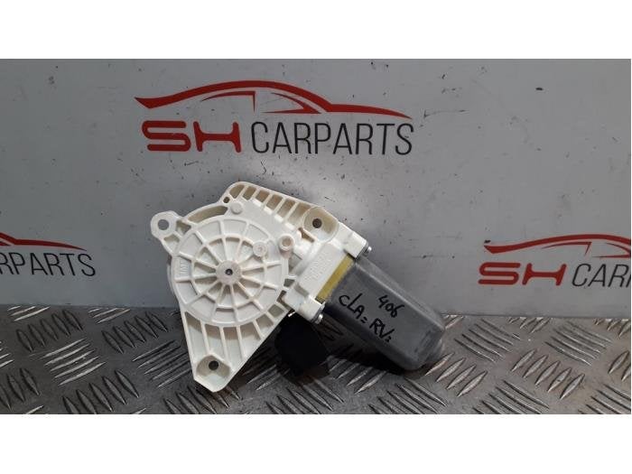 Moteur de vitre portière d'un Mercedes CLA, 3 mois de garantie, Utilisé, -, -
