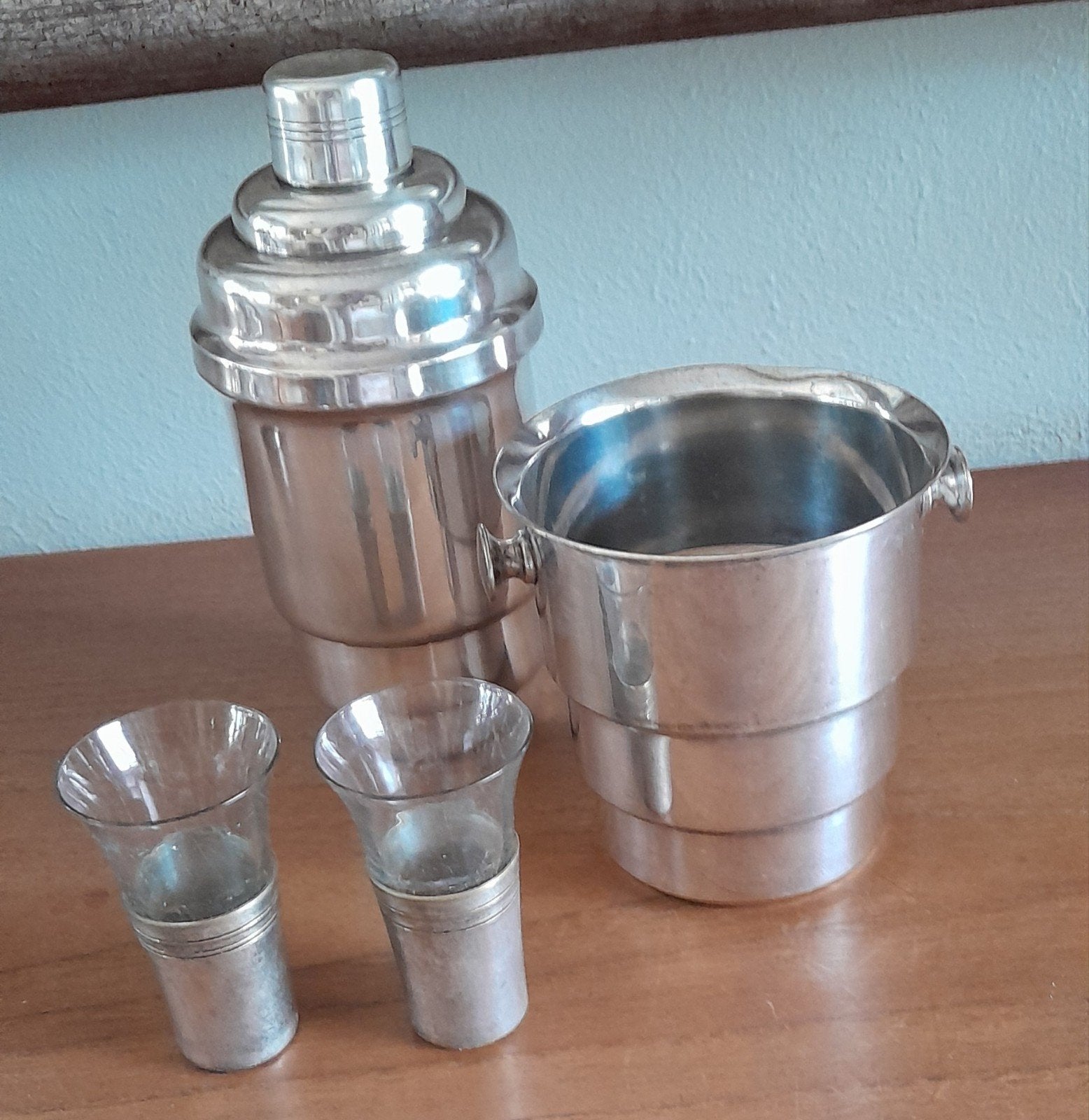 Prachtig verzilverd set, ijsemmer..shaker..2 glaasjes., Antiquités & Art, Enlèvement ou Envoi