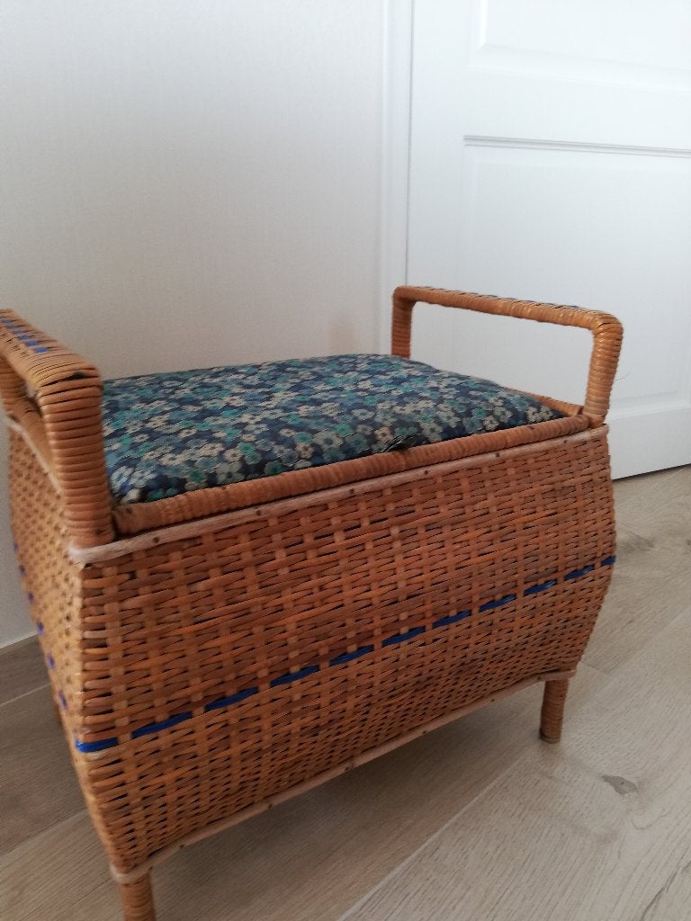 Vintage rotan naaimand/opbergpoef, Antiek en Kunst, Ophalen