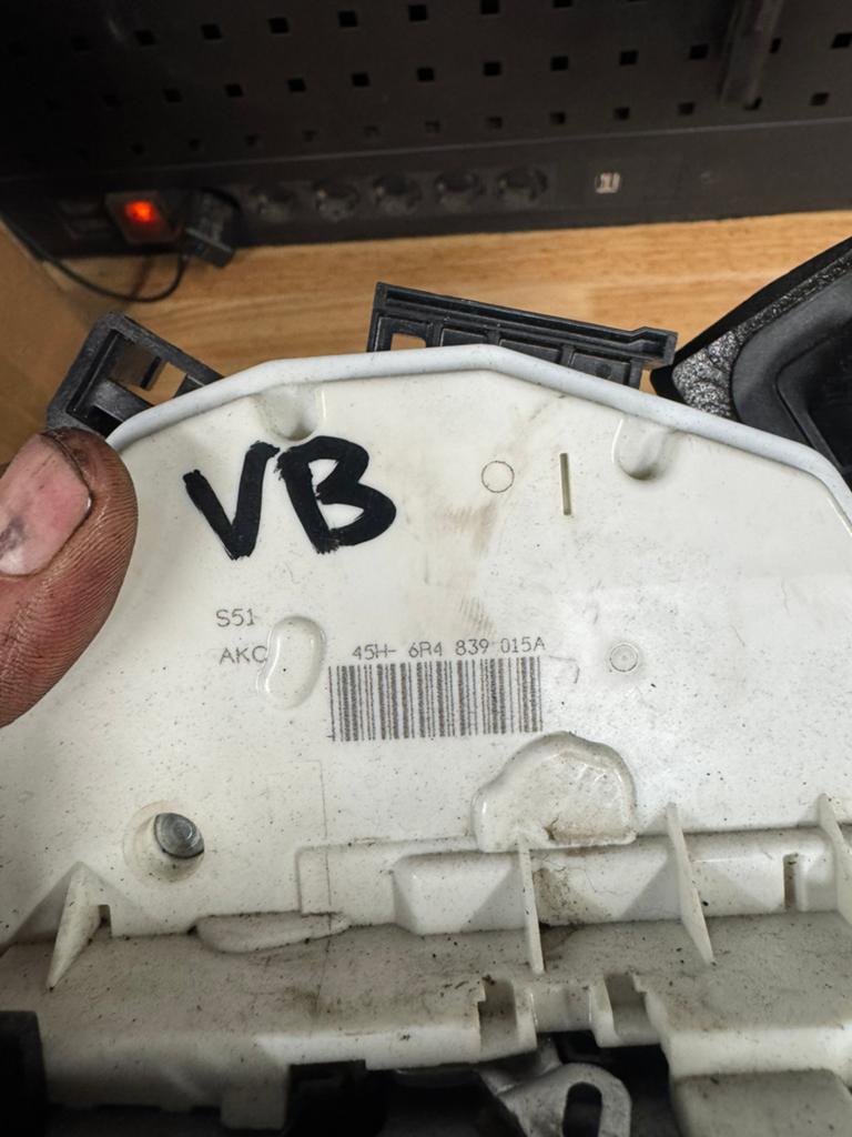 Serrure arriere VW polo 6R 6R4839015, Ophalen of Verzenden, Gebruikt