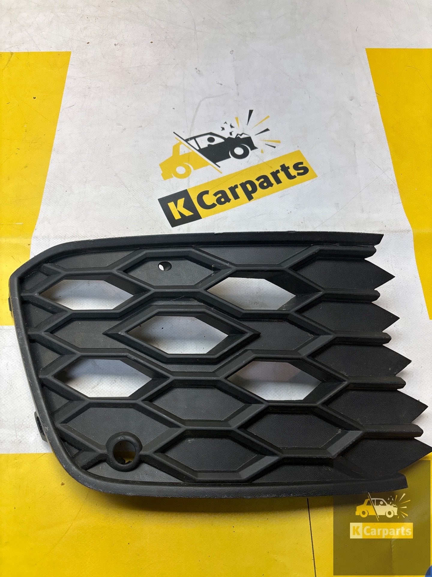 VW Golf 8 grill rooster GTI GTD GTE ORIGINEEL 5H0853665, Info@fabrikant.eu, Bumper, Fabrikant BV, Gebruikt