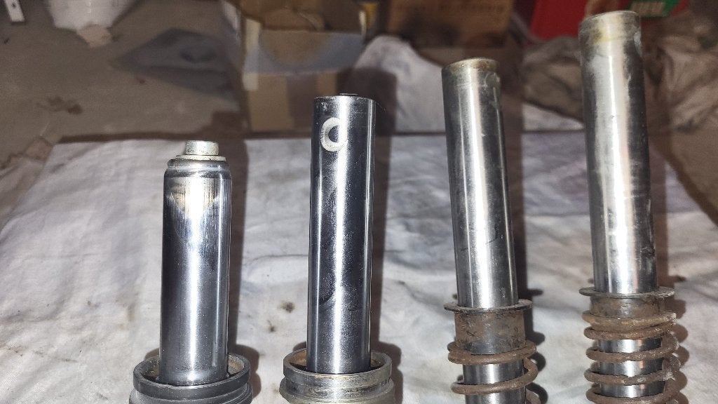Suzuki RV50, Fietsen en Brommers, Brommeronderdelen | Puch, Ophalen of Verzenden, Gebruikt