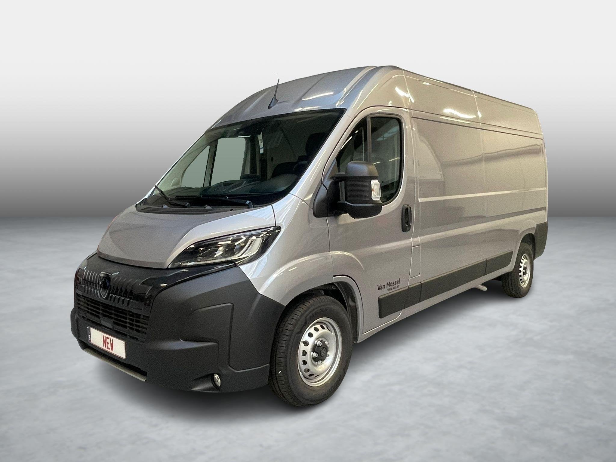 Peugeot Boxer 2.2 BlueHDi 140 S&S 435 L3H2 3.5t, Argent ou Gris, Achat, Euro 6, 2260 kg