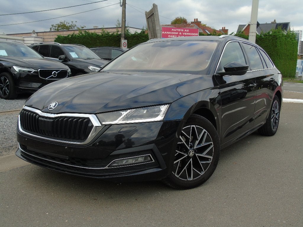 Skoda Octavia Sw 2.0TDI DSG**1e Eigen*Keyless Go*AUTOMAAT, Auto's, Skoda, 4 cilinders, Zwart, 5 deurs, 2000 cc