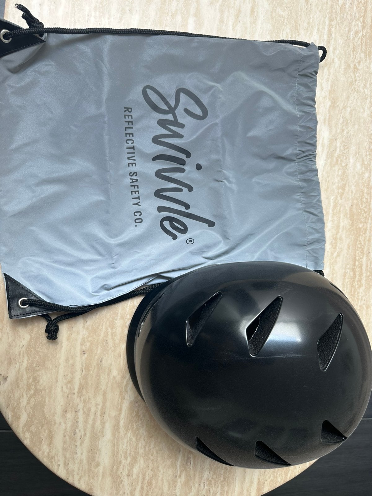 Casque de trottinette électrique ou de vélo, Enlèvement, Comme neuf