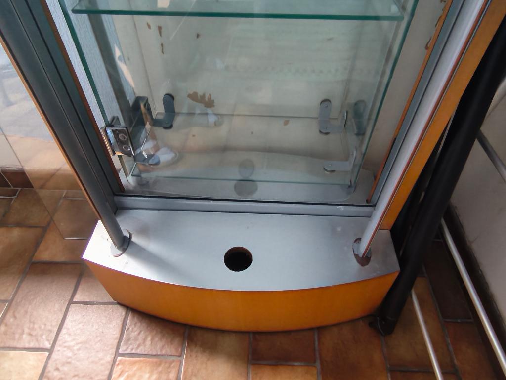 Glazen kast, Huis en Inrichting, Kasten | Vitrinekasten, Ophalen, Glas, 50 tot 100 cm, 150 tot 200 cm