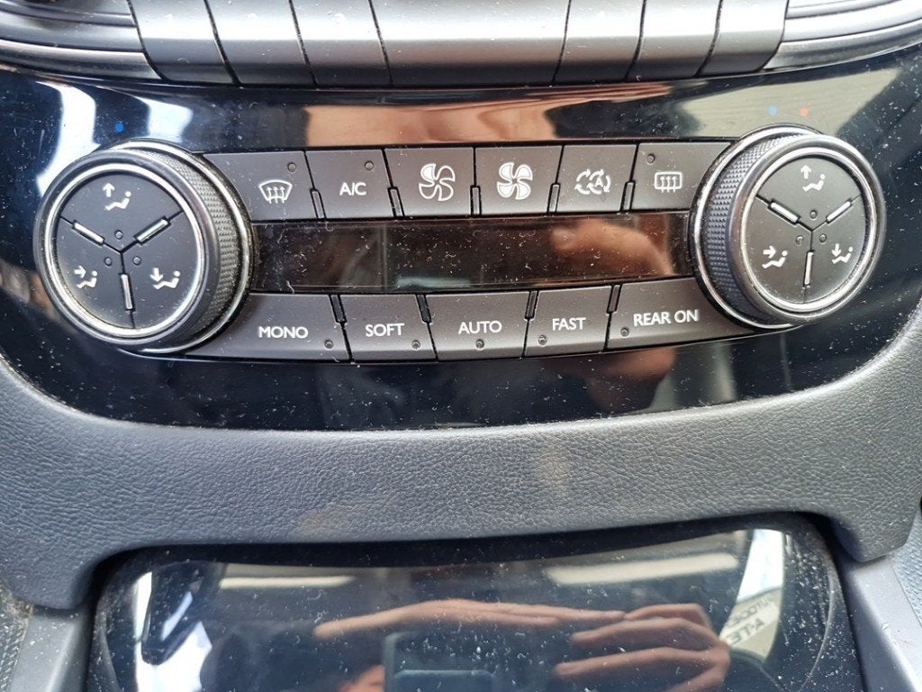 BEDIENINGSPANEEL VERWARMING Peugeot 508 (8D), Kontakt-peugeot@peugeot.com, Gebruikt, Peugeot Deutschland GmbH, Bahnhofsplatz
65423  Rüsselsheim, DE