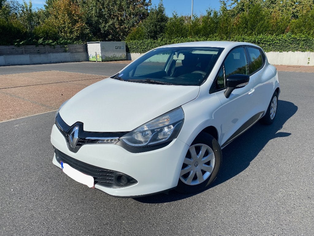 RENAULT CLIO 4 essence, Auto's, Voorwielaandrijving, Stof, Zwart, 4 cilinders
