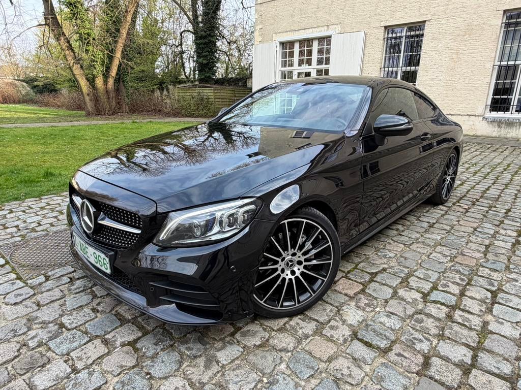 Mercedes C200 Coupe Benzine Mildhybride Amg Pack 2018, Auto's, Automaat, Euro 6, Zwart, Leder
