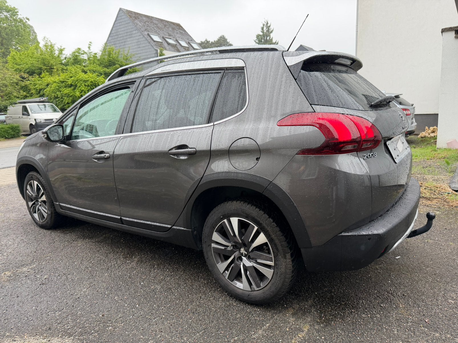 Peugeot 2008 / 1.2 Benzine Eurod / 41.000 km!, Auto's, Peugeot, Euro 6, Leder en Stof, Bedrijf, Handgeschakeld