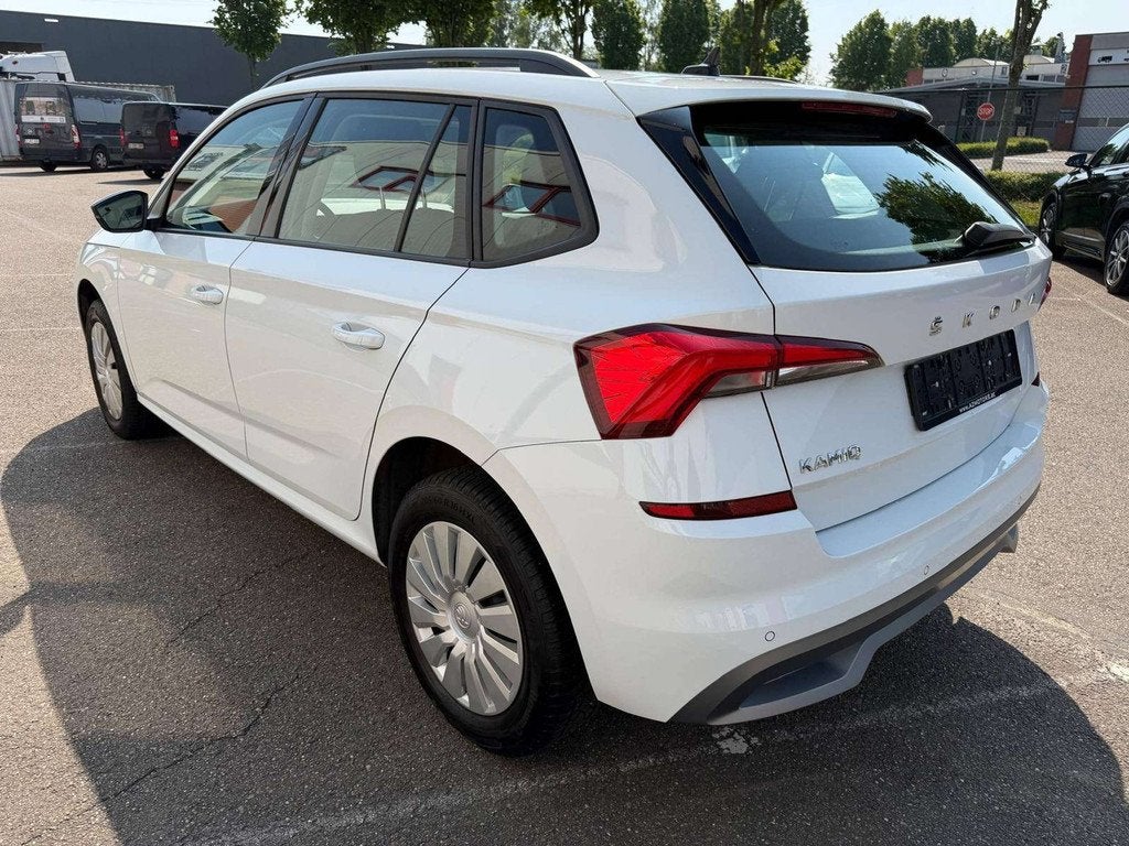 Skoda Kamiq 1.0TSI Active Carplay/Android/Zetelvw/PDC/BTW in, Auto's, https://public.car-pass.be/vhr/1ef9b853-83a6-437e-a103-d9af074dd219