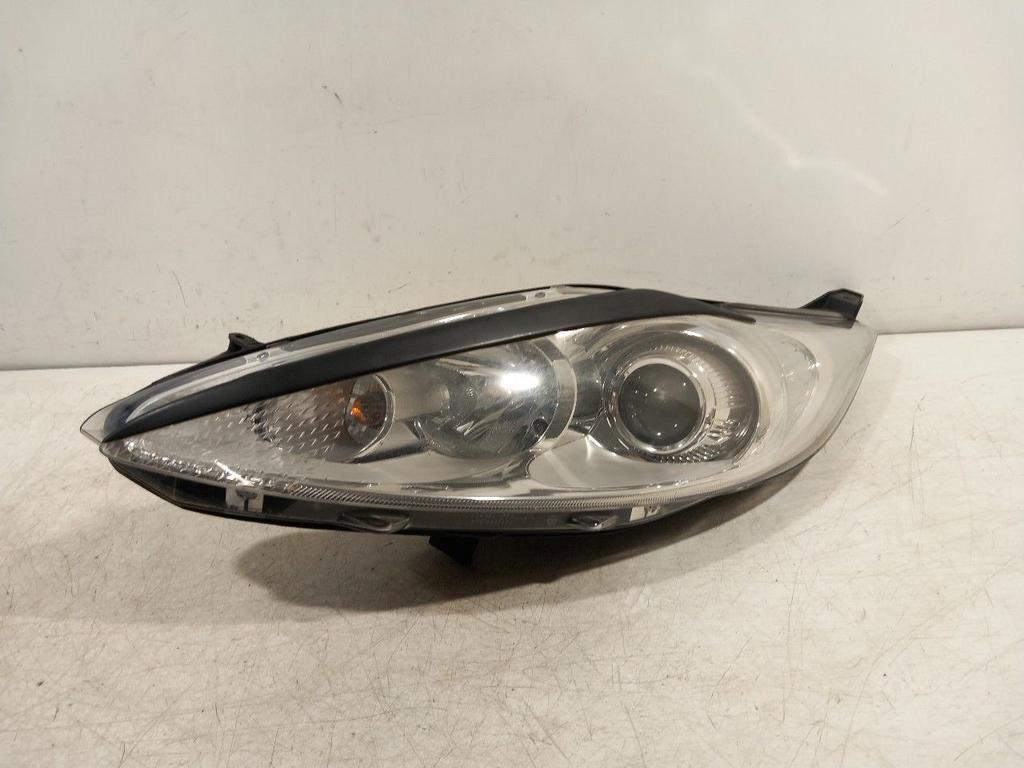 Koplamp links Ford Fiesta, Onderdelen@venauto.nl, Van der Ven Autorecycling B.V., Gebruikt, Ettenseweg 76, 4706 PB Roosendaal, The Netherlands